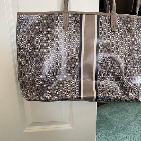 Tory Burch tote - Picture 4 of 5